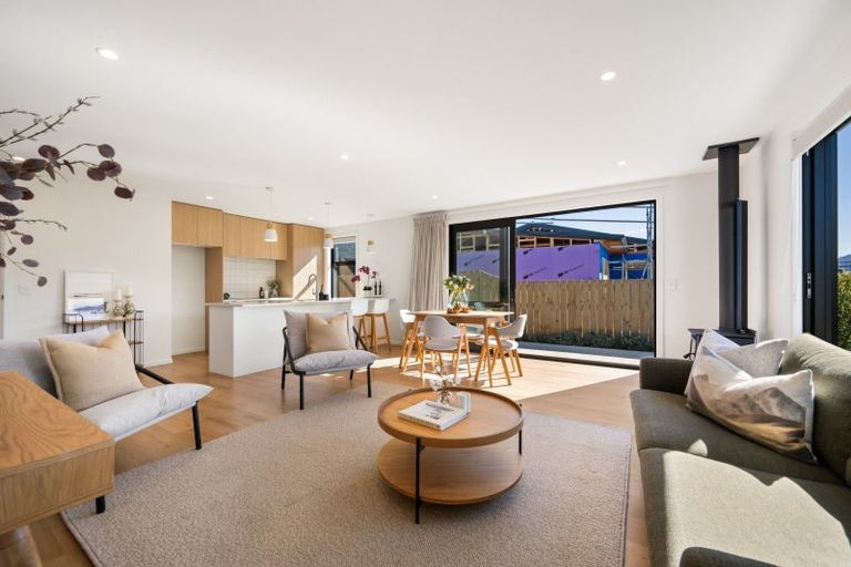 Photo of property in 181 Burdon Loop, Lake Hawea, 9382