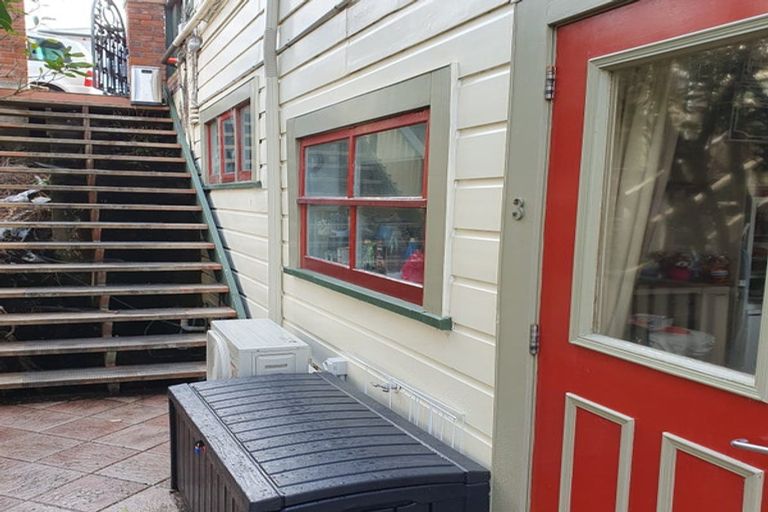 Photo of property in 3/205 The Terrace, Wellington Central, Wellington, 6011