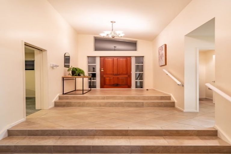 Photo of property in 23 Garrett Place, Riverstone Terraces, Upper Hutt, 5018