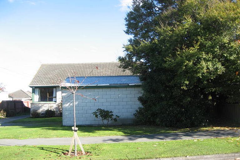 Photo of property in 69 Garreg Road, Bryndwr, Christchurch, 8052