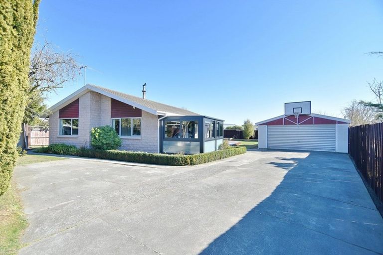 Photo of property in 177b Grimseys Road, Redwood, Christchurch, 8051