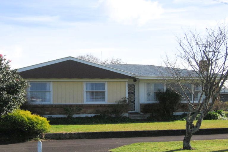 Photo of property in 73 Lewis Street, Glenview, Hamilton, 3206