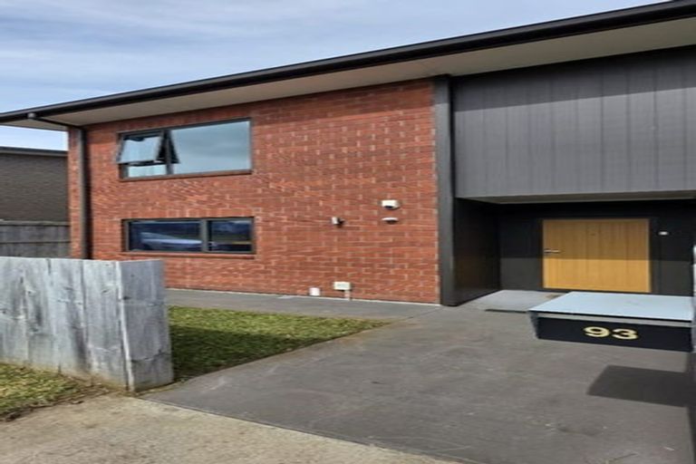 Photo of property in 93 Banks Street, Marfell, New Plymouth, 4310