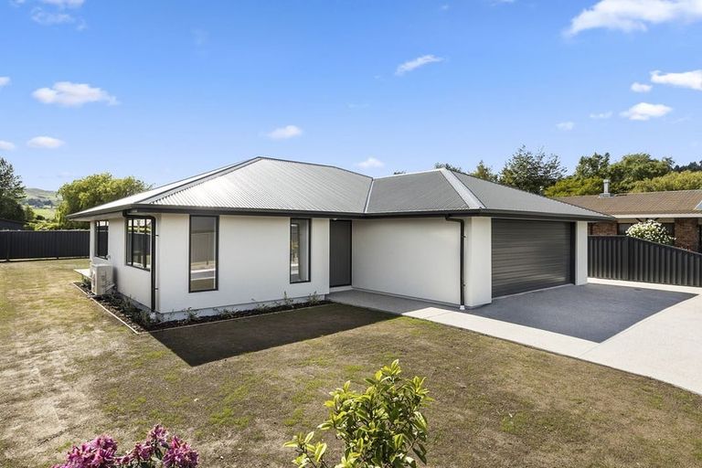 Photo of property in 8 Magnolia Lane, Mosgiel, 9024