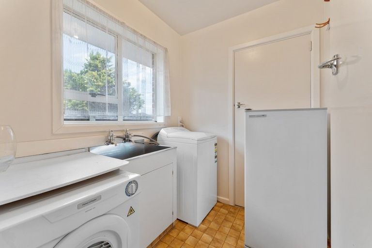 Photo of property in 64 Eureka Street, Aranui, Christchurch, 8061