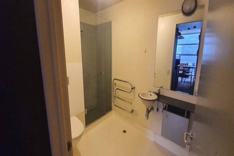 Photo of property in St Pauls Apartments, 30/43 Mulgrave Street, Thorndon, Wellington, 6011