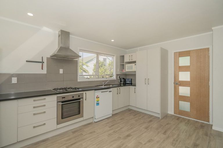 Photo of property in 11 White Street, Whitianga, 3510