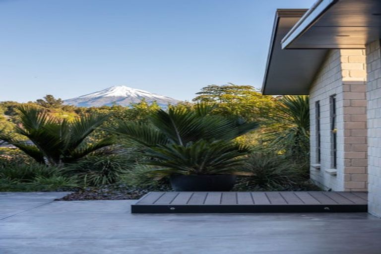 Photo of property in 26c Smith Road, Merrilands, New Plymouth, 4312