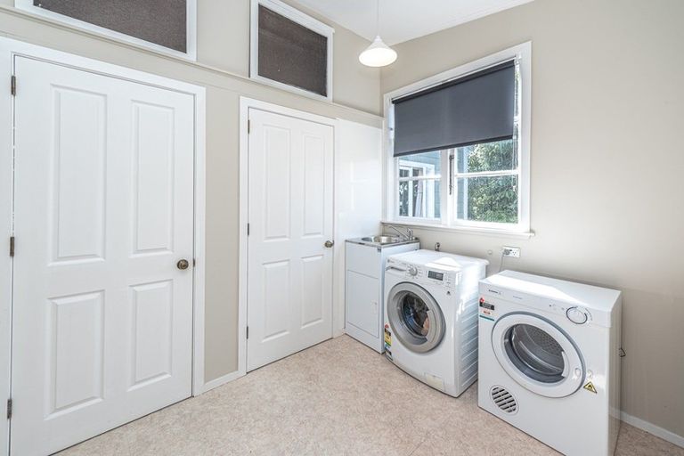 Photo of property in 42 Gloag Street, Waverley, 4510