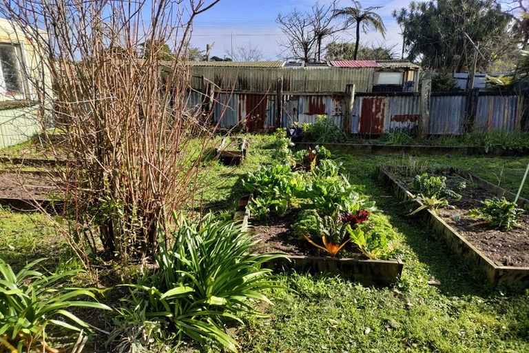 Photo of property in 7 Greenfield Street, Hector, 7822