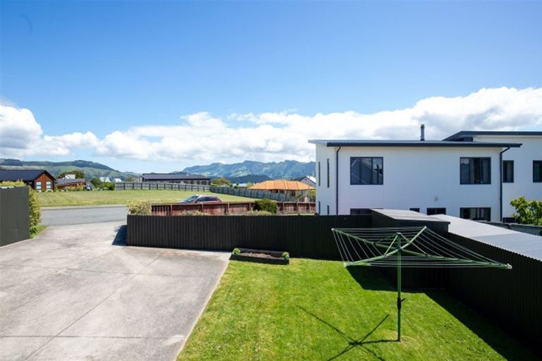 Photo of property in 28 Koromiko Crescent, Diamond Harbour, Lyttelton, 8971