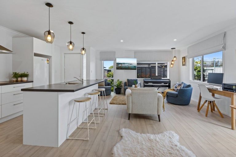 Photo of property in 14 Foley Grove, Pyes Pa, Tauranga, 3110