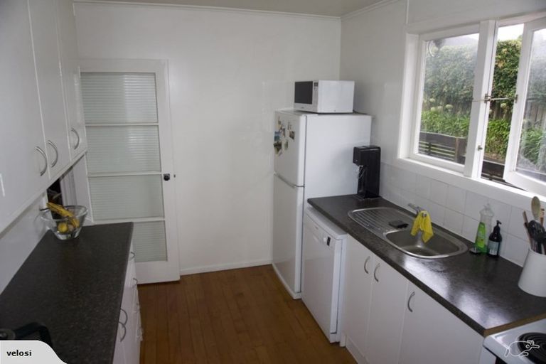 Photo of property in 1/16 Ayrton Street, Te Atatu South, Auckland, 0610