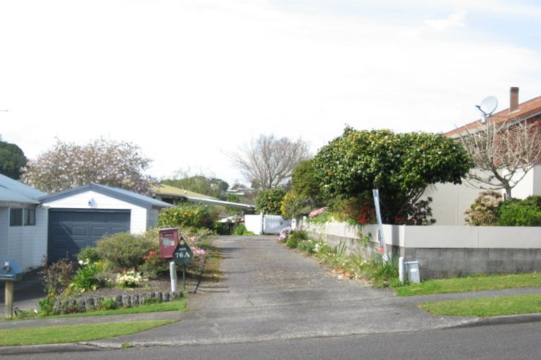 Photo of property in 76b Heta Road, Highlands Park, New Plymouth, 4312