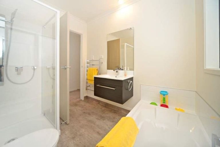 Photo of property in 205d Pakuranga Road, Pakuranga, Auckland, 2010