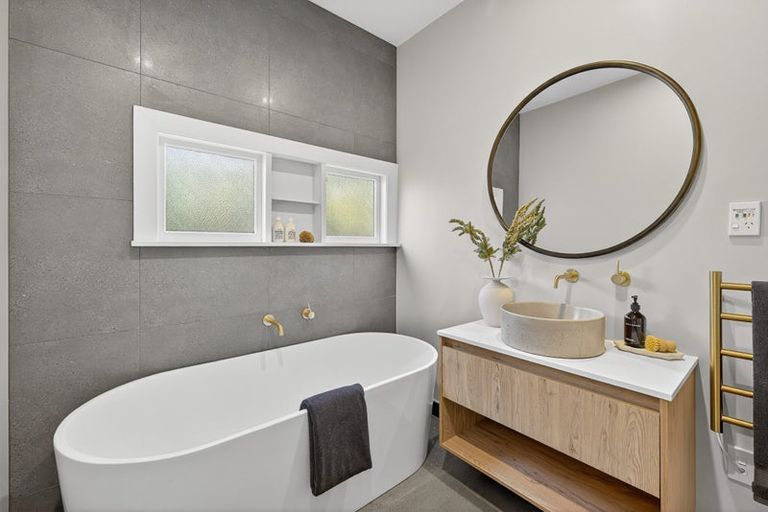 Photo of property in 74 Severn Street, St Albans, Christchurch, 8014