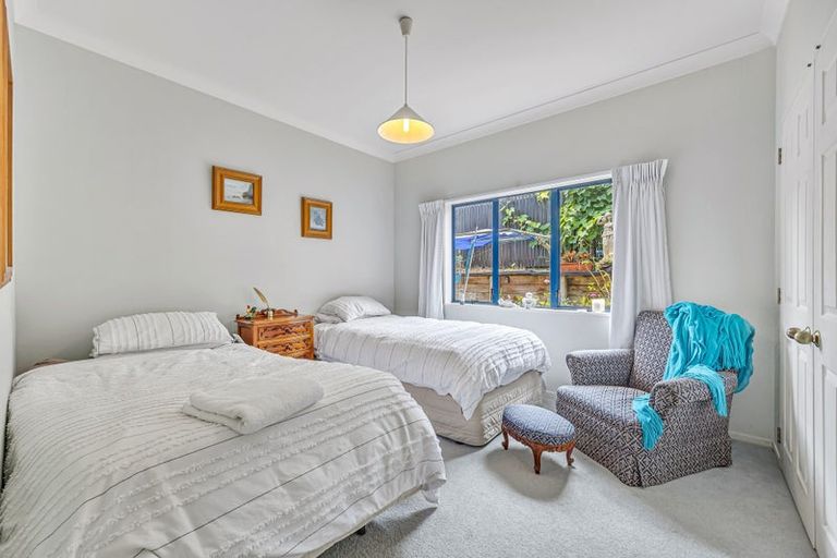 Photo of property in 19 Belleaire Court, West Harbour, Auckland, 0618