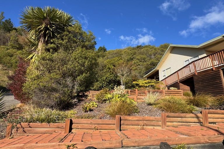 Photo of property in 4 Collins Place, Picton, 7220