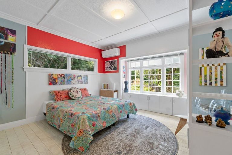 Photo of property in 319 Huia Road, Titirangi, Auckland, 0604