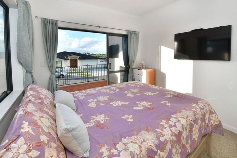 Photo of property in 3 Resolution Drive, Gulf Harbour, Whangaparaoa, 0930