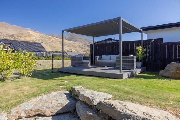 Photo of property in 22 Ruby Ridge, Wanaka, 9305