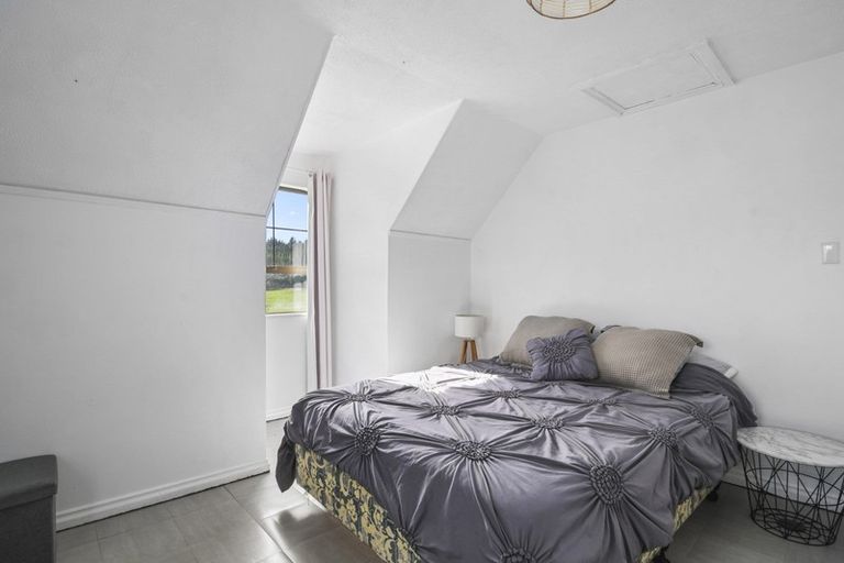 Photo of property in 2073 Takaka-collingwood Highway, Milnthorpe, Collingwood, 7073