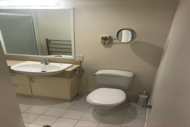 Photo of property in Whitmore Apartments, 7d Stout Street, Wellington Central, Wellington, 6011