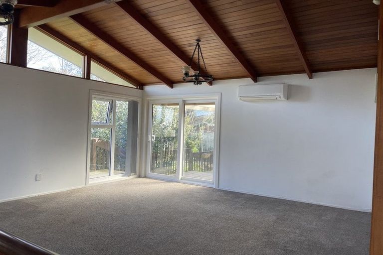 Photo of property in 72 Fitzwater Place, Henderson, Auckland, 0612