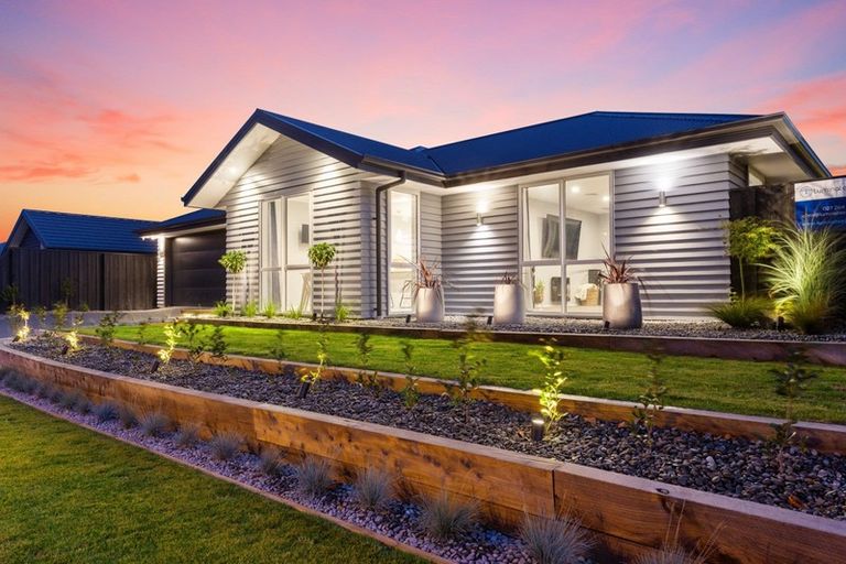 Photo of property in 31 Tahuna Street, Pegasus, 7612