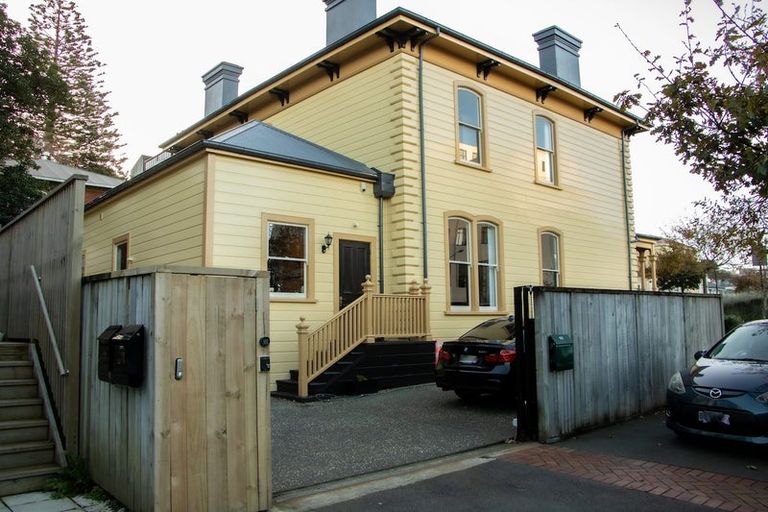Photo of property in 5 Youngs Lane, Te Aro, Wellington, 6011