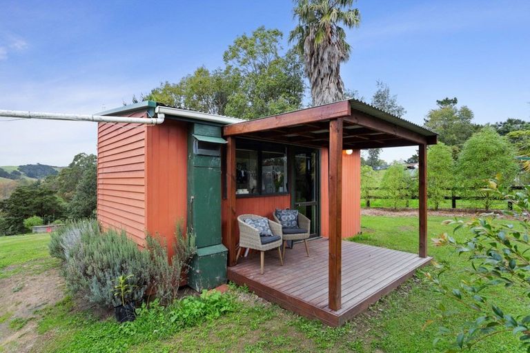 Photo of property in 112 Streamlands Swamp Road, Kaipara Flats, Warkworth, 0981