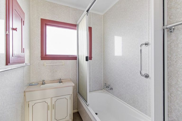 Photo of property in 52 George Street, Geraldine, 7930