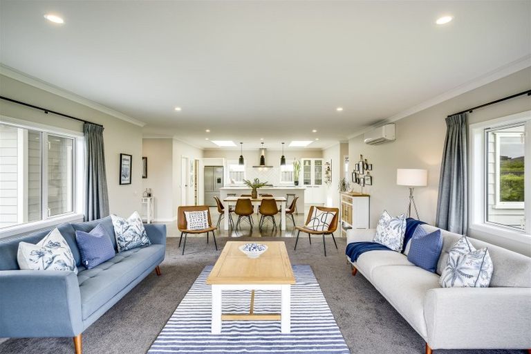 Photo of property in 20 Pukaki Place, Poraiti, Napier, 4112