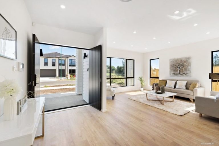 Photo of property in 39 Nightingale Road, Flat Bush, Auckland, 2019