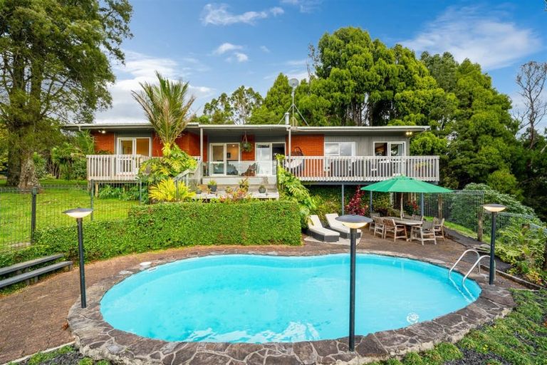 Photo of property in 93 Christian Road, Swanson, Auckland, 0614