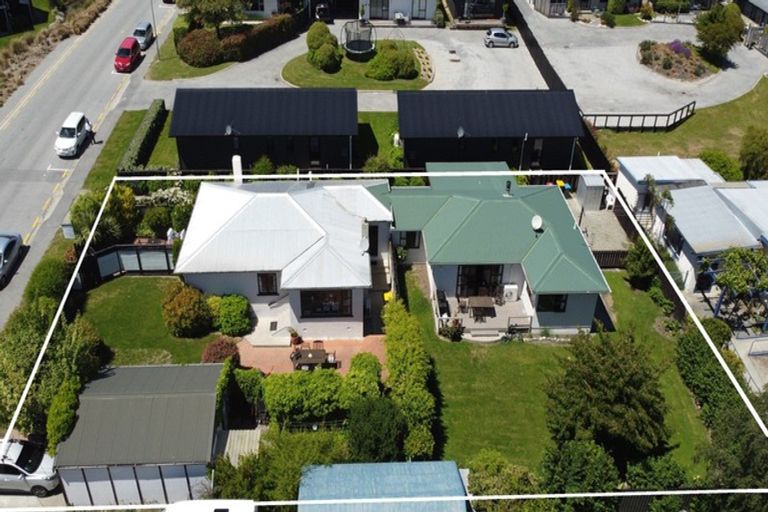 Photo of property in 65 Helwick Street, Wanaka, 9305