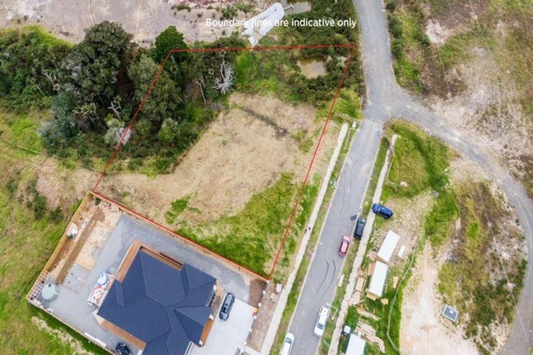 Photo of property in 32 Annmarie Avenue, Totara Park, Auckland, 2019