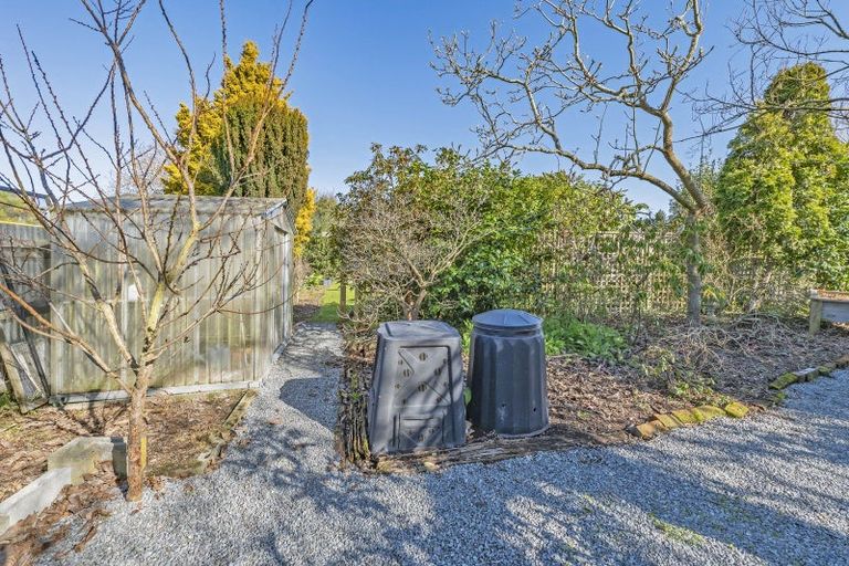 Photo of property in 83 High Street, Southbridge, 7602