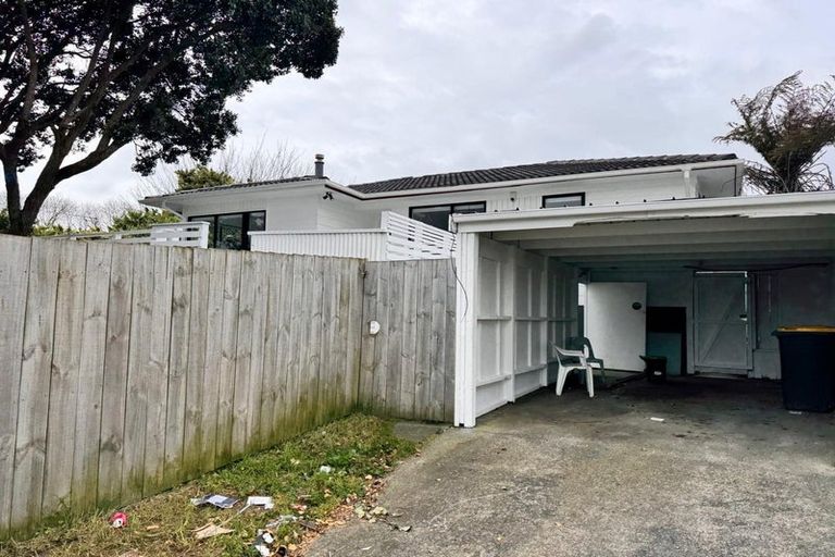 Photo of property in 2/1 Carter Place, Manurewa, Auckland, 2102