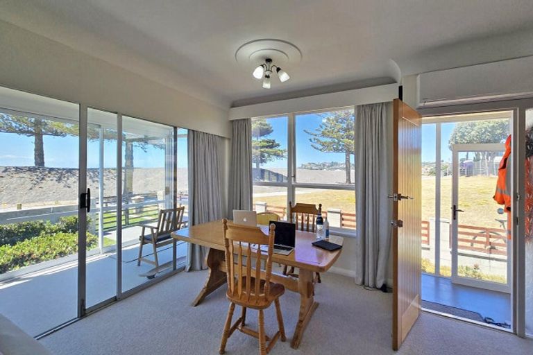 Photo of property in 9c Charles Street, Westshore, Napier, 4110
