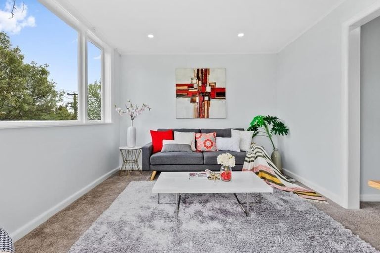 Photo of property in 70 Forrest Hill Road, Forrest Hill, Auckland, 0620