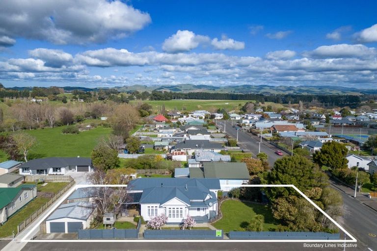 Photo of property in 2 Manila Street, Dannevirke, 4930