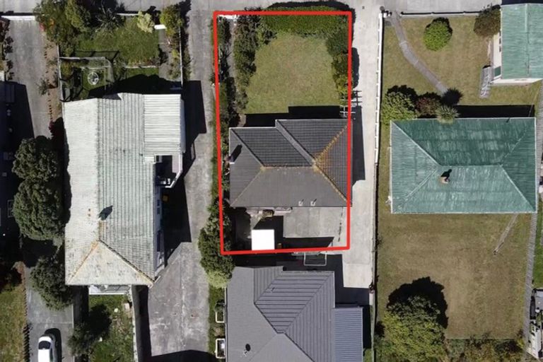 Photo of property in 44 Taylor Terrace, Tawa, Wellington, 5028