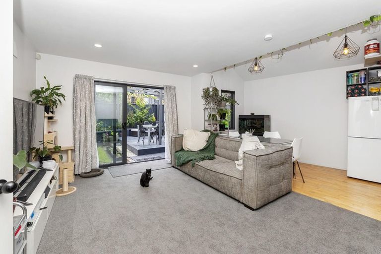 Photo of property in 48f Arawa Street, New Lynn, Auckland, 0600