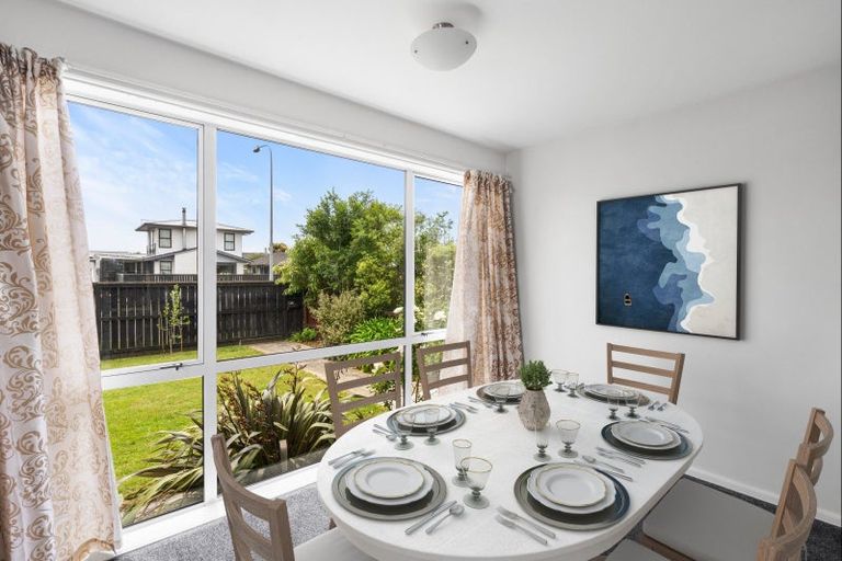 Photo of property in 109 Effingham Street, North New Brighton, Christchurch, 8083