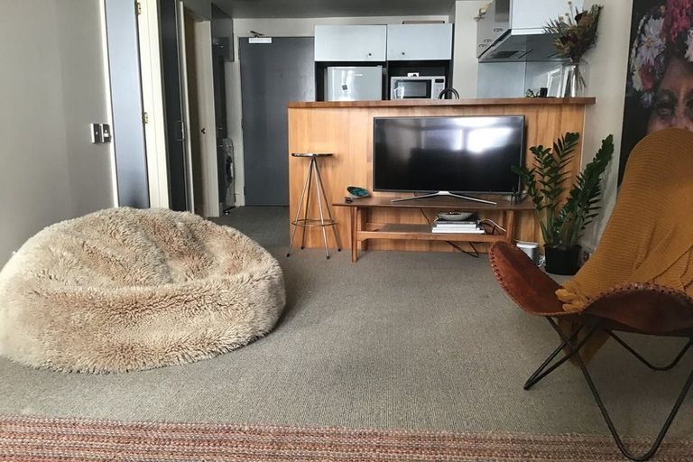 Photo of property in St Pauls Apartments, 107/43 Mulgrave Street, Thorndon, Wellington, 6011