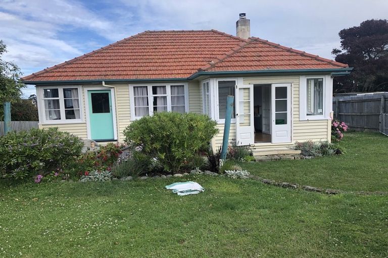 Photo of property in 4 Mclean Street, Oamaru North, Oamaru, 9400