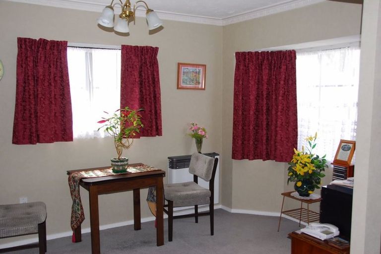 Photo of property in 2/3 Islington Street, Trentham, Upper Hutt, 5018