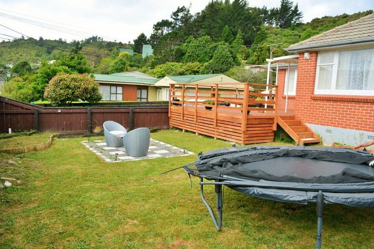 Photo of property in 113 Stokes Valley Road, Stokes Valley, Lower Hutt, 5019