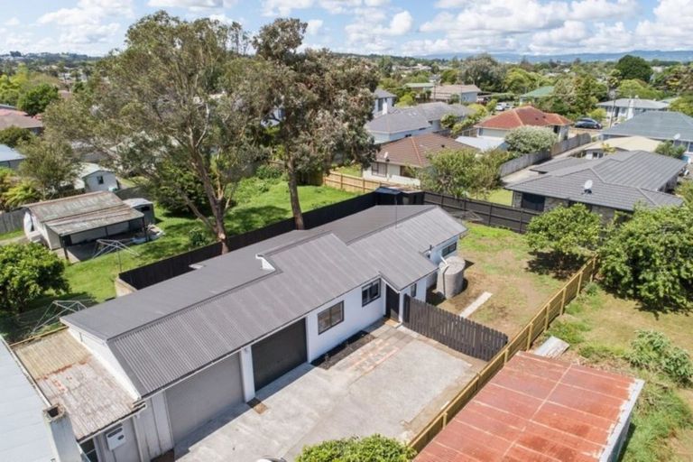 Photo of property in 2/3 Kent Road, Manurewa, Auckland, 2102